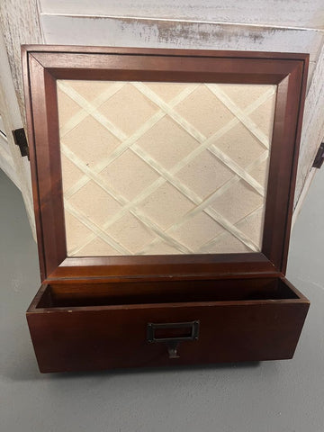 ? Wood mail holder/photo holder lattice ribbon board Some scratches Decor