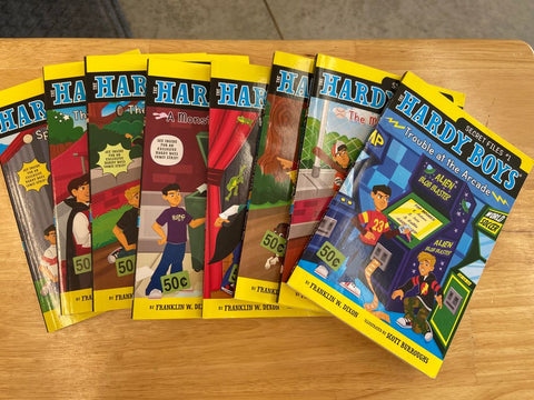 Hardy boys Books 1-8 Youth Chapter Book