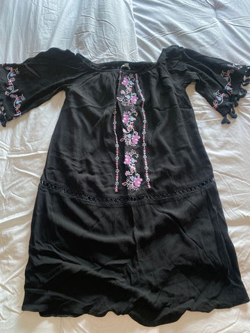 Lovefire Runs small! Black dress with fora Women's - L
