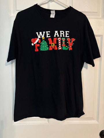 Fruit of the loom We are family tshirt Women's - L