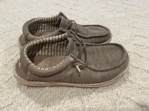 Hey dude Brown shoes- well worn but could be washed 5 (Big Kid)