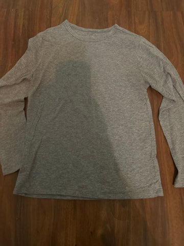 Wonder Nation Grey long sleeved 10