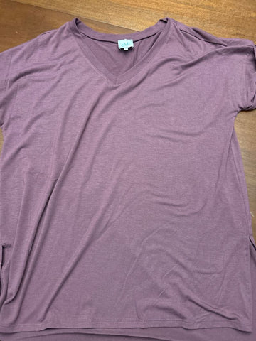 Mint julep Purple top Women's - L