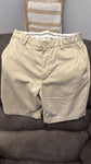 Amazon essentials Khaki shorts size 32 30-32