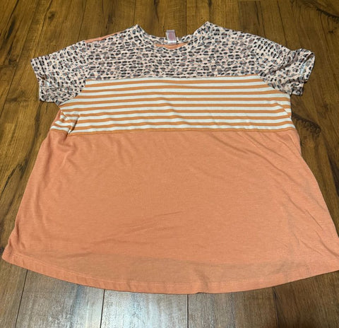 No boundaries Orange top Women's - L