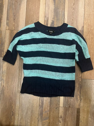 by and by sweater Size 16-18, good condition, navy blue 16