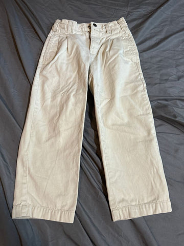 GAP kids Pleated Font Khaki Pant 5T/5