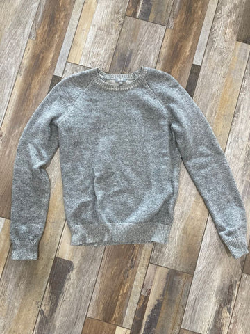 Gray long sleeve sweater Sweater 16
