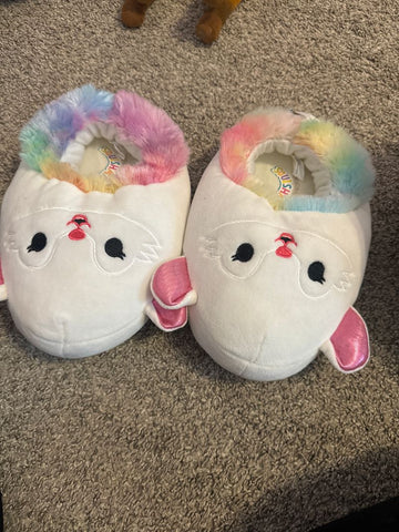 Squishmallows House shoes Size 4/5 4 (Big Kid)