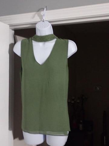 My Michelle Olive mock neck sleeveless top Women's - M