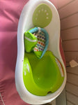 Fisher Price Baby tub with sling for newborn. Has been in storage Bathing
