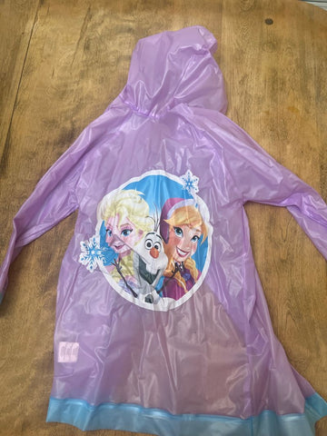 Rain jacket Says medium fits 4-6 4T/4