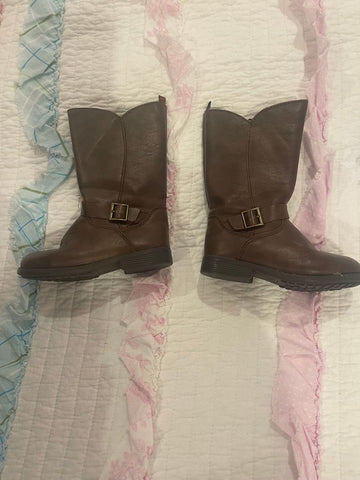 OSHKOSH Bgosh Brown tall boots-small scuff on one toe 9 (Lil' Kid)