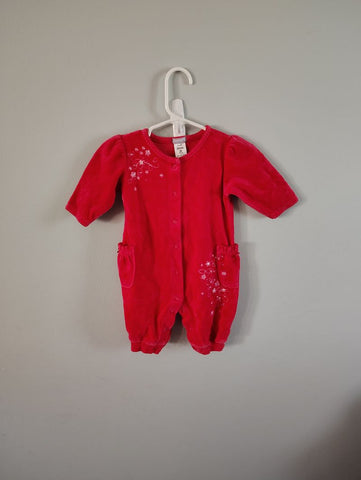Carters Velvet footless sleeper size 3months good used condition 3-6 Months