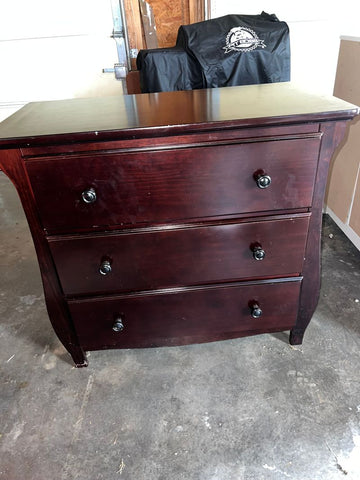 Dresser 3 Drawer Dresser - well loved aesthetically but great condition Equipment