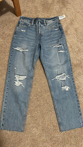 Old Navy NWT sky hi straight jeans Junior Small 1-3