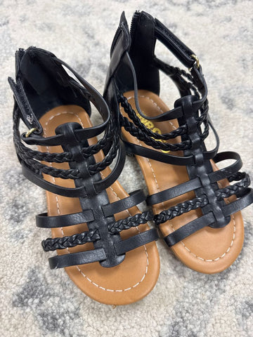 Unrated New black sandals 9 (Lil' Kid)