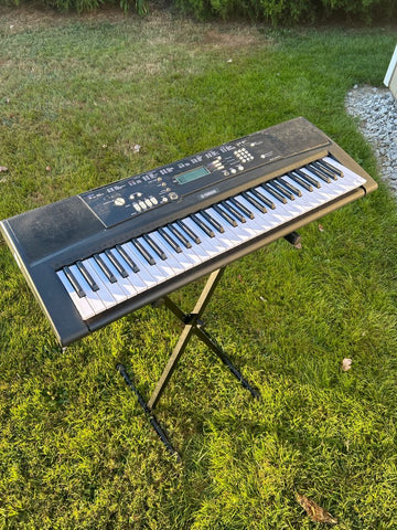 Yamaha EZ-220 Portable 61-Key Light-Up Electronic Keyboard and stand Music