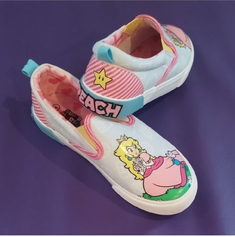 Super Mario Princess peach "vans" style shoes size 4 in big girls EUC 4 (Big Kid)
