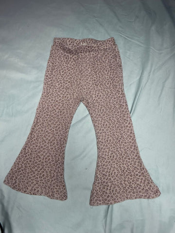 Jessica Simpson Cream & cheetah flared bottom pants EUC 2T