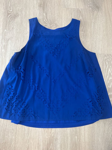 Sylus Blue sleeveless shirt, some wash wear on underlayer Women's - L