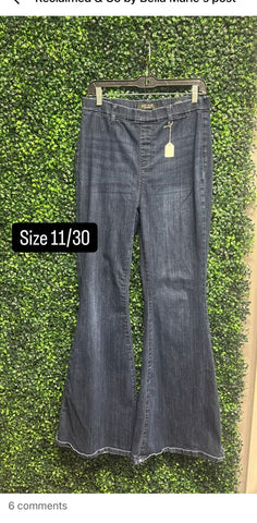 Judy Blues Pull on jeans,11/30 32 inseam Women's 12