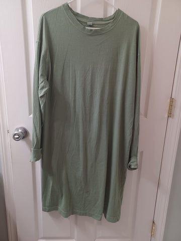 Old Navy Tee shirt dress - hits at the knees Women's - L