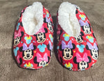 Disney Minnie Mouse Fuzzy Slippers barely worn 5-1/2 (Lil' Kid)