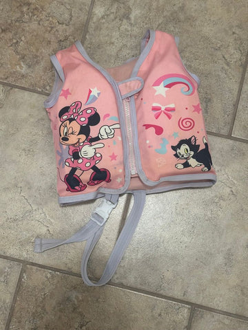 Disney Size S/M. Max of 40lbs 3T