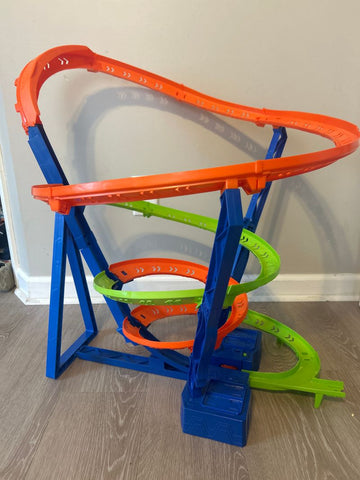 Hot wheels Tall motorized Track, 3 ft high Toy Vehicles