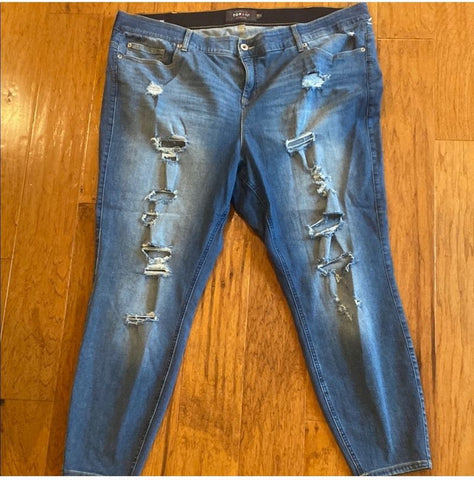 Torrid Size 26 skinny distressed jeans excellent condition D Women's XXXL 20