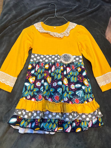 Boutique Dress Ruffled dress 8