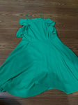 She and Sky Kelly grew halter style too with flowy details lined Women's - M