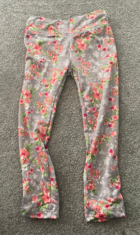 No Brand Girls floral stretchy pants. 3T good condition. 3T/3
