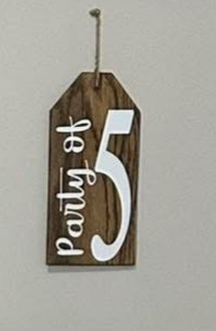 Etsy Hanging tag decor. Opposite side says family of 4 Decor