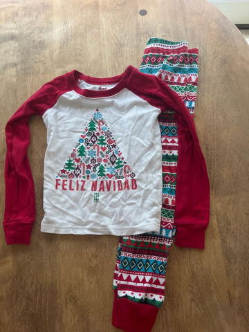 Christmas pjs  5T/5