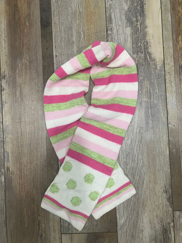Winter scarf One size - Fits ages 6 to 12, good condition Scarf
