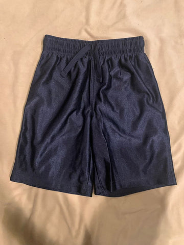 Place Knee length shorts 5T/5