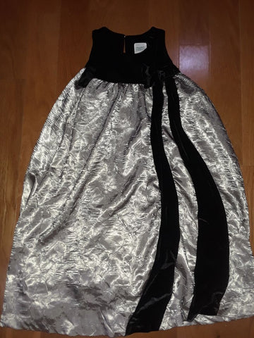 Black Velvet & Silver Runs Small - approx sz 7 12