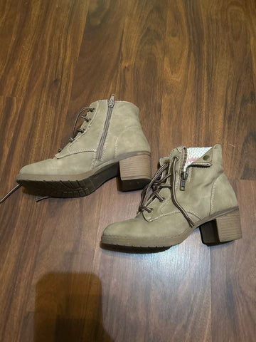 Jellypop Tan Ankle Boots, approx 1 in heal 3 (Big Kid)