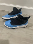 Nike Jordans Light blue slightly worn, good condition 2-1/2 (Big Kid)
