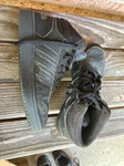 Adidas Highly top sneaker, good condition 7-1/2 (Big Kid)