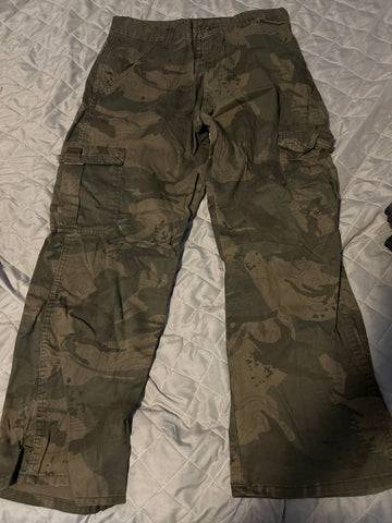 Wrangler Camp Cargo Pants, 14Husky, adjustible waist, great condition 14