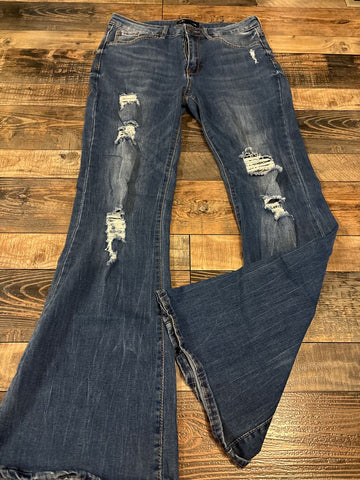 Almost famous Flares Women's 8