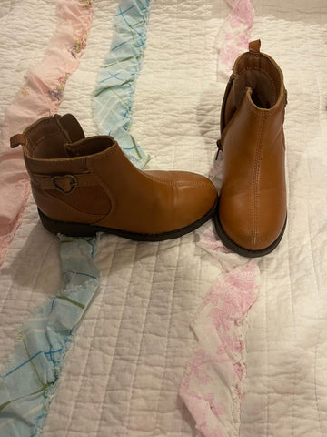 Carters Brown booties worn a handful of times- tiny scuff on one toe 10 (Lil' Kid)