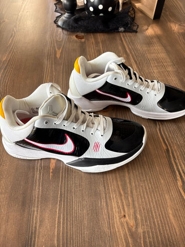 Kobe basketball Worn 1 time 11 (Adult)