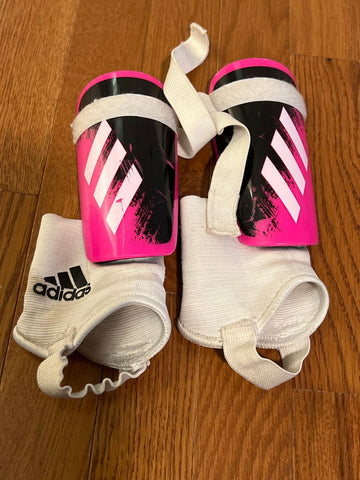Adidas Small shin guards Ball Sports