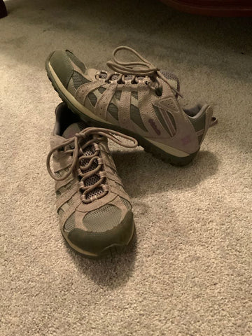 Columbia Gray/Purple Hiking Shoes 9 (Adult)