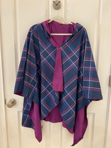 Galleria Navy Rain Cape reversible with hood and travel pouch Women's - L