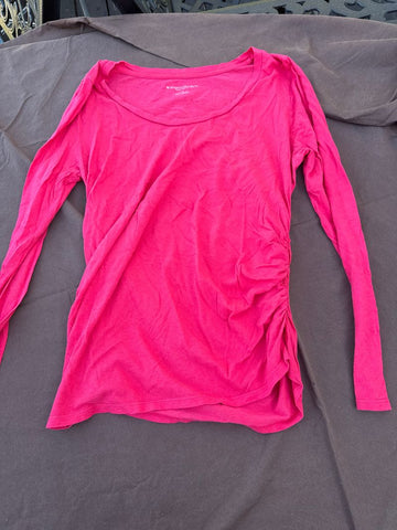 Liz grange red long sleeve tee Women's Med 8-10